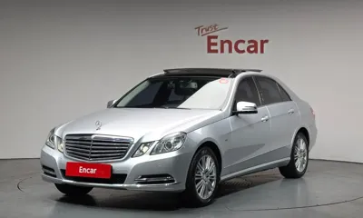 Mercedes-Benz E-Class · 2012 год