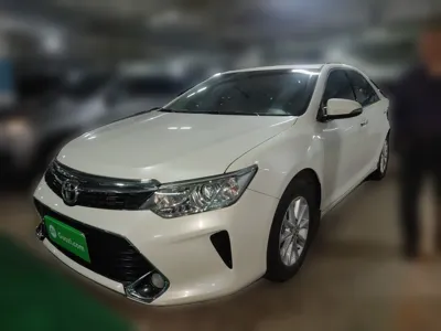 Toyota Camry · 2016 год