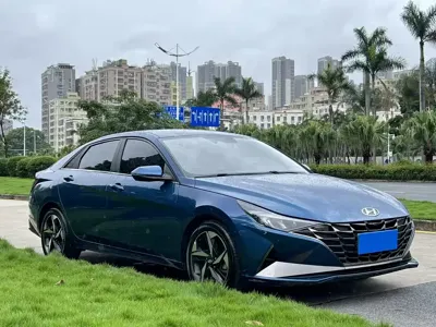 Hyundai Elantra 2021, 20000 км, за 53500 CNY