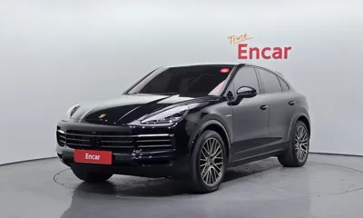 Porsche Cayenne · 2022 год