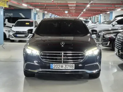 Mercedes-Benz E-Class · 2023 год