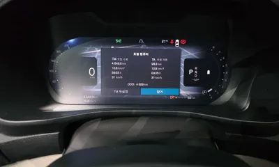 Volvo XC40 2026, 4659 км, за 43890000 KRW - фото 8