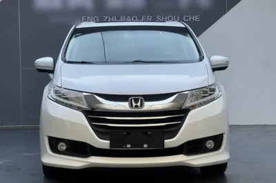 Honda Odyssey 2015, 172800 км, за 80501.94 CNY
