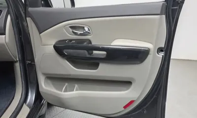 Kia Canival 2015, 161267 км, за 9500000 KRW - фото 24