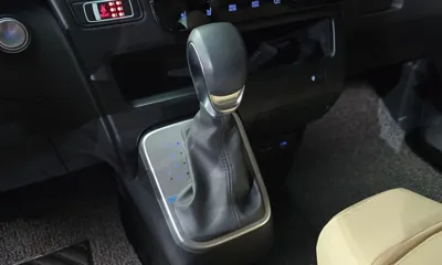 Hyundai Staria 2025, 18333 км, за 34700000 KRW - фото 9