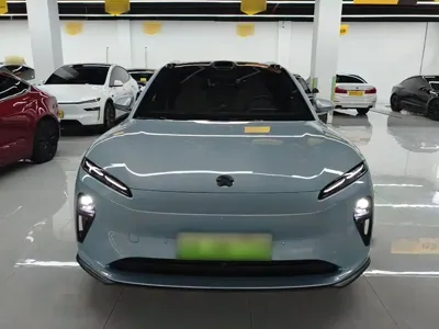 Nio ET5T 2024, 62400 км, за 130100 CNY