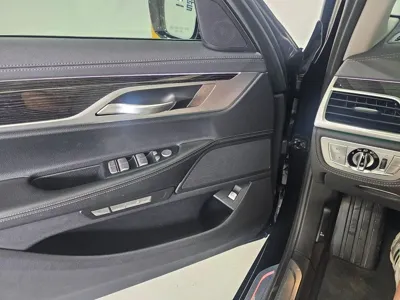 BMW 7-Series 2018, 129754 км, за 31000000 KRW - фото 13