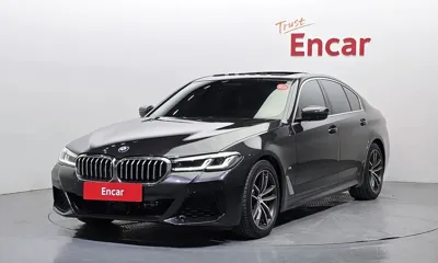 BMW 5-Series · 2021 год