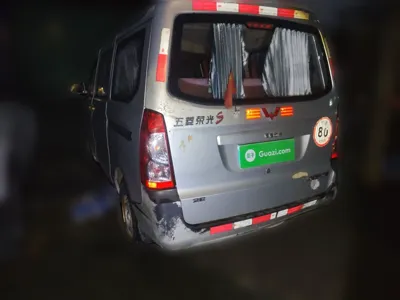 Wuling Rongguang 2014, 146400 км, за 15947.74 CNY - фото 4