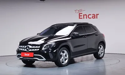 Mercedes-Benz GLA-Class · 2018 год