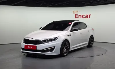 Kia K5 · 2013 год