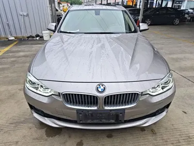 BMW 3 Series 2019, 90300 км, за 80300 CNY
