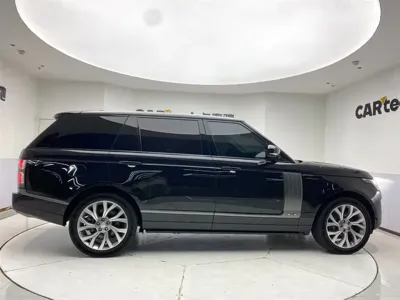 Land Rover Range Rover 2021, 45000 км, за 825000 CNY