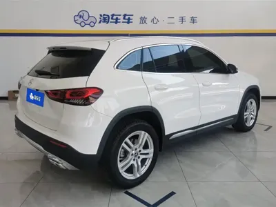 Mercedes-Benz GLA 2023, 15900 км, за 135800 CNY