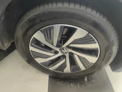 Volkswagen 途观L插电混动 2021, 54600 км, за 102000 CNY - фото 6