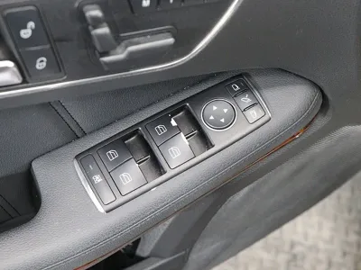 Mercedes-Benz E-Class 2012, 69793 км, за 7900000 KRW - фото 13