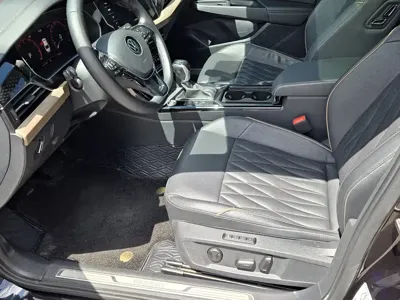 Volkswagen Passat 2021, 70000 км, за 95800 CNY - фото 7