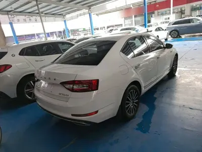 Skoda Octavia 2019, 121800 км, за 44400 CNY - фото 7