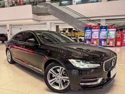 Volvo S90 2018, 120000 км, за 88800 CNY