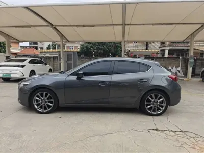 Mazda 3 Axela 2018, 140000 км, за 48000 CNY