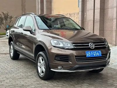 Volkswagen Touareg 2012, 160000 км, за 69800 CNY