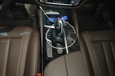 BMW 5 Series 2018, 87700 км, за 156468.86 CNY - фото 13