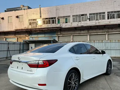 Lexus ES 2016, 170000 км, за 118000 CNY - фото 11
