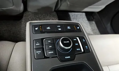 Hyundai Genesis 2015, 141194 км, за 9350000 KRW - фото 15