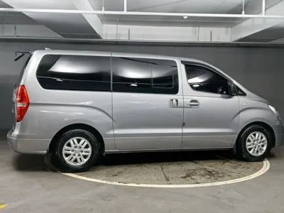 Hyundai Starex 2017, 129880 км, за 11000000 KRW