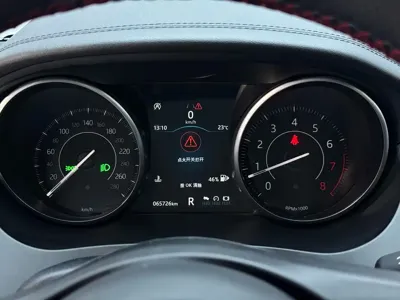 Jaguar E-Pace 2021, 65000 км, за 96800 CNY - фото 9
