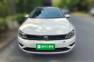 Volkswagen Lamando 2017, 160000 км, за 52738.65 CNY