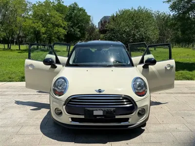 MINI MINI 2015, 35000 км, за 58000 CNY