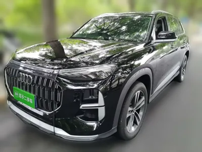 Audi Q6 · 2025 год