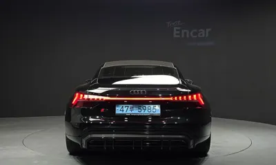 Audi RS e-tron GT 2022, 29939 км, за 99900000 KRW