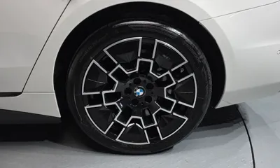 BMW i4 2025, 25610 км, за 56900000 KRW - фото 21