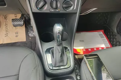 Volkswagen Polo 2018, 84400 км, за 50481.97 CNY - фото 17