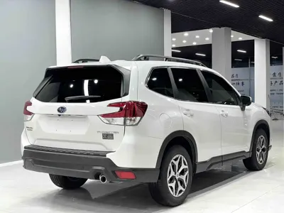 Subaru Forester 2022, 29000 км, за 208800 CNY - фото 4