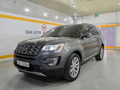 Ford Explorer · 2016 год