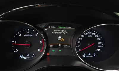 Kia Canival 2019, 63751 км, за 24900000 KRW - фото 8