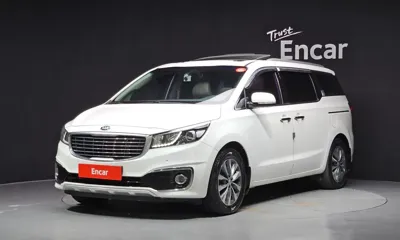 Kia Canival · 2017 год