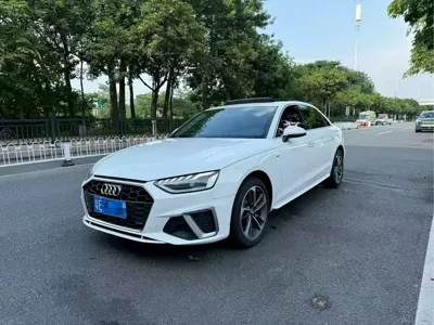 Audi A4L · 2021 год