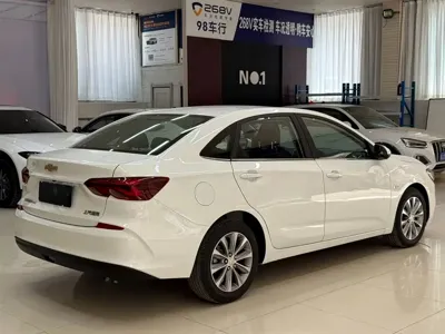 Chevrolet Monza 2023, 11000 км, за 59800 CNY