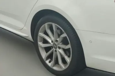 Audi A4L 2018, 37600 км, за 121078.63 CNY