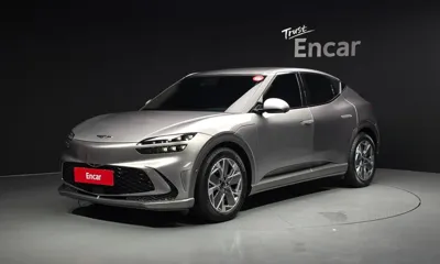 Genesis GV60 · 2022 год