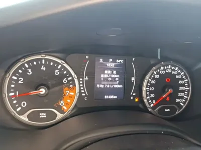 Jeep Renegade 2016, 61400 км, за 30000 CNY - фото 12