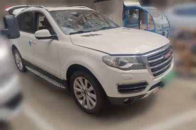 Haval H8 2015, 80700 км, за 29201.62 CNY