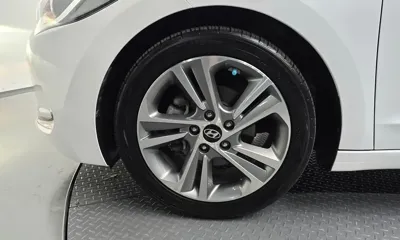 Hyundai Avante 2018, 108412 км, за 8500000 KRW - фото 5