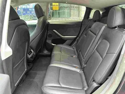 Tesla Model Y 2024, 30000 км, за 153800 CNY - фото 9