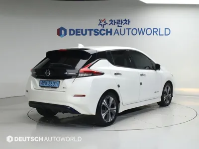 Nissan Leaf 2019, 163212 км, за 9900000 KRW - фото 2