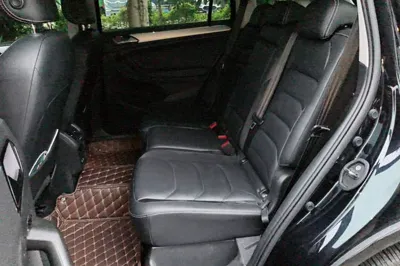 Volkswagen Tiguan L 2017, 77900 км, за 72547.93 CNY - фото 17